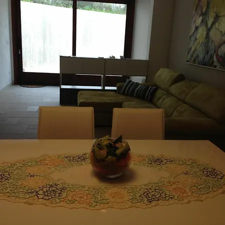 With 2 Bedrooms In Nardo, With Pool Access, Enclosed Garden A Nardo